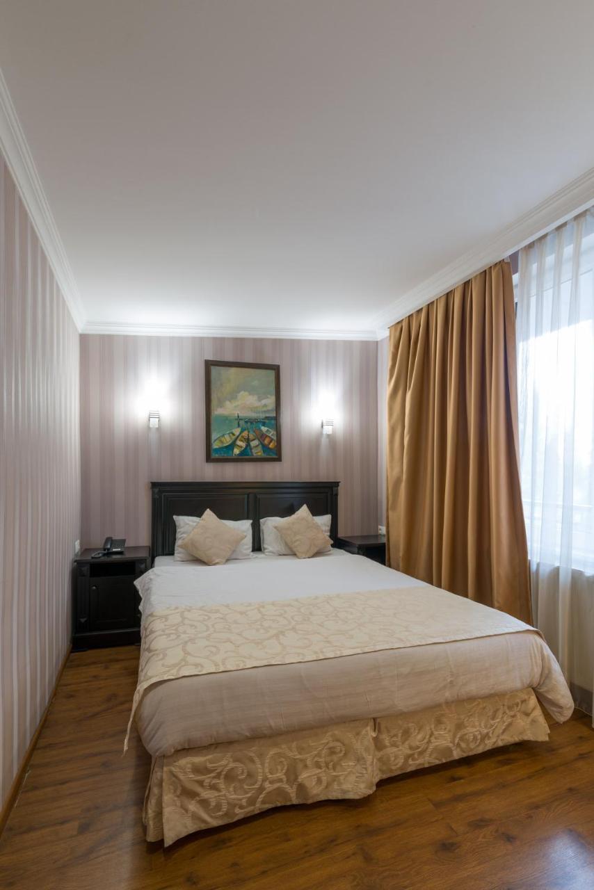 Garden View Hotel Tbilisi Exterior foto